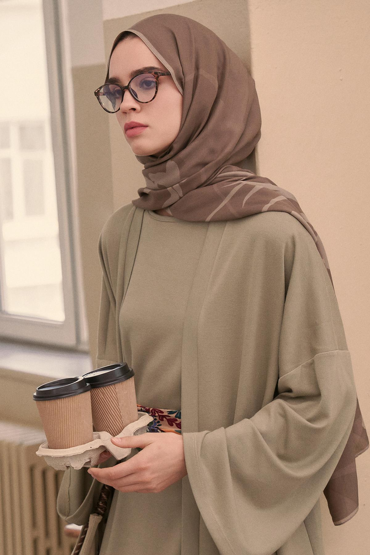 Vera Monogram Floş Şal Sütlü Kahve