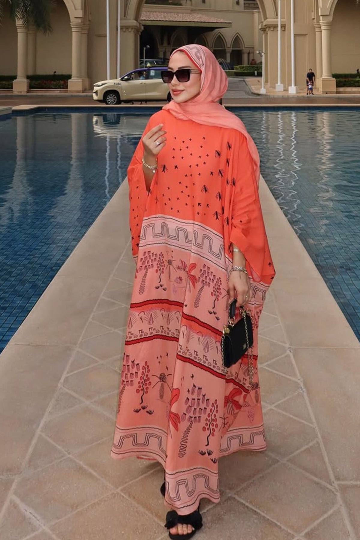 Merve Aydın'ın Tercihi Dora Premium Floş Kaftan Mercan