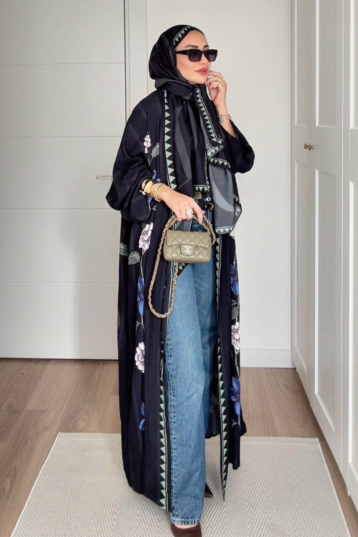Merve Aydın'ın Tercihi Blossra Premium Floş Abaya Siyah