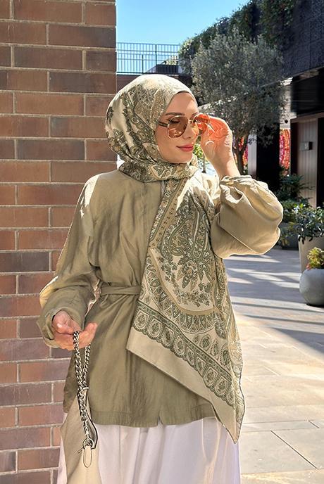 Güzide Mertcan'ın Tercihi Bliss Zeytin Yeşili Comfy İpek Şal