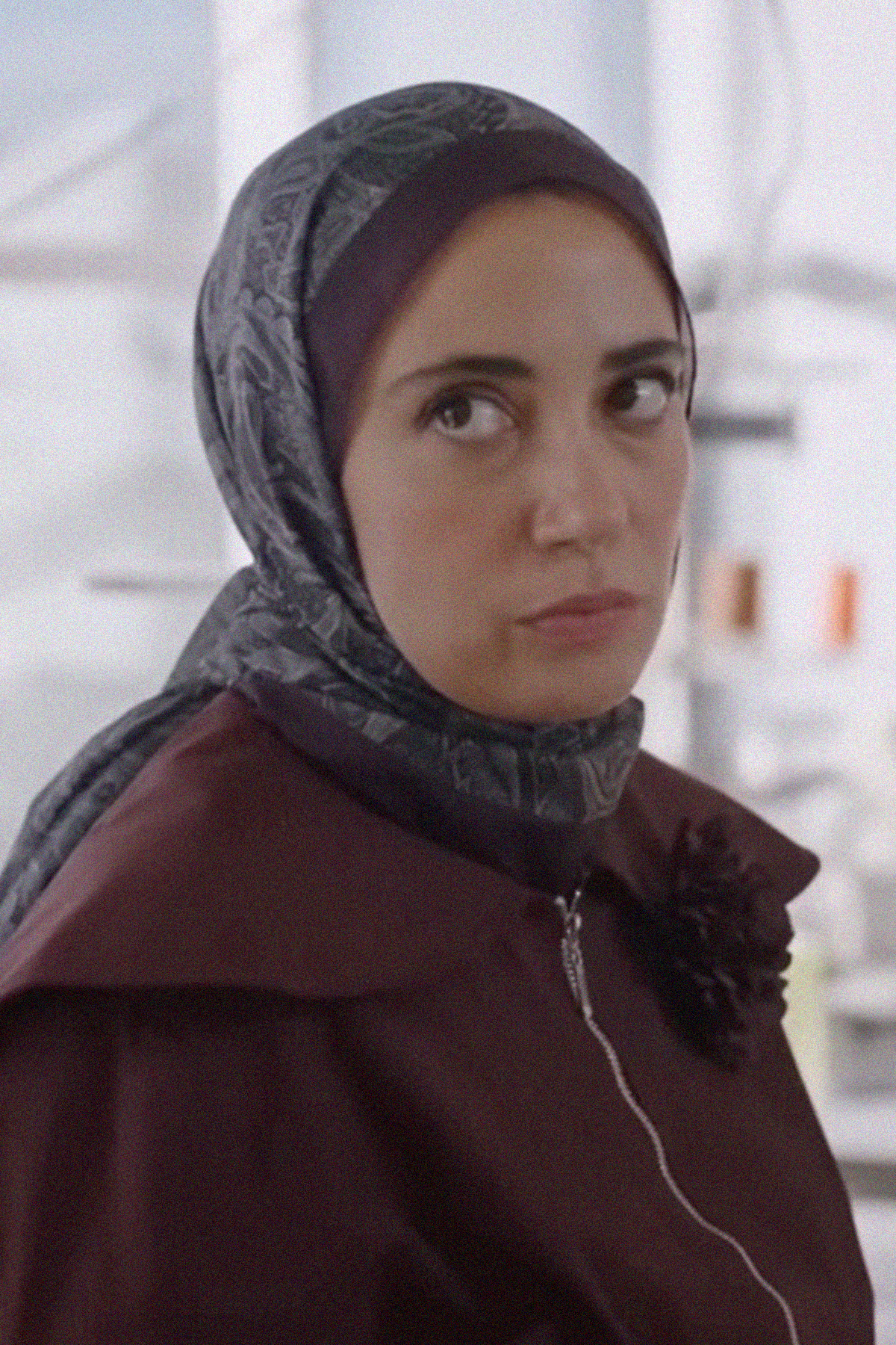 Kızılcık Şerbeti Nursema'nın Tercihi Nilla Pamuklu Şal Shades Kızıl