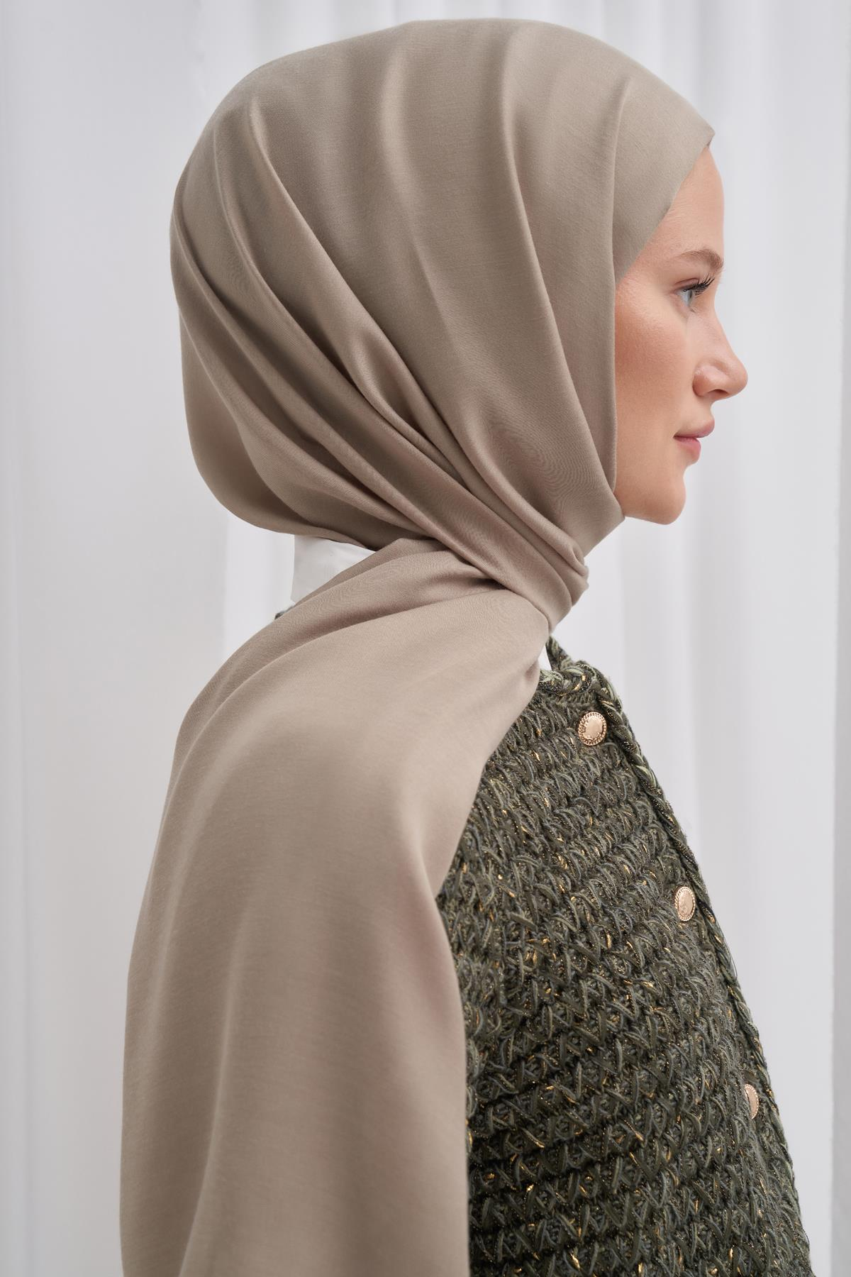 Şantuk Çift Taraflı İpekli Şal Latte