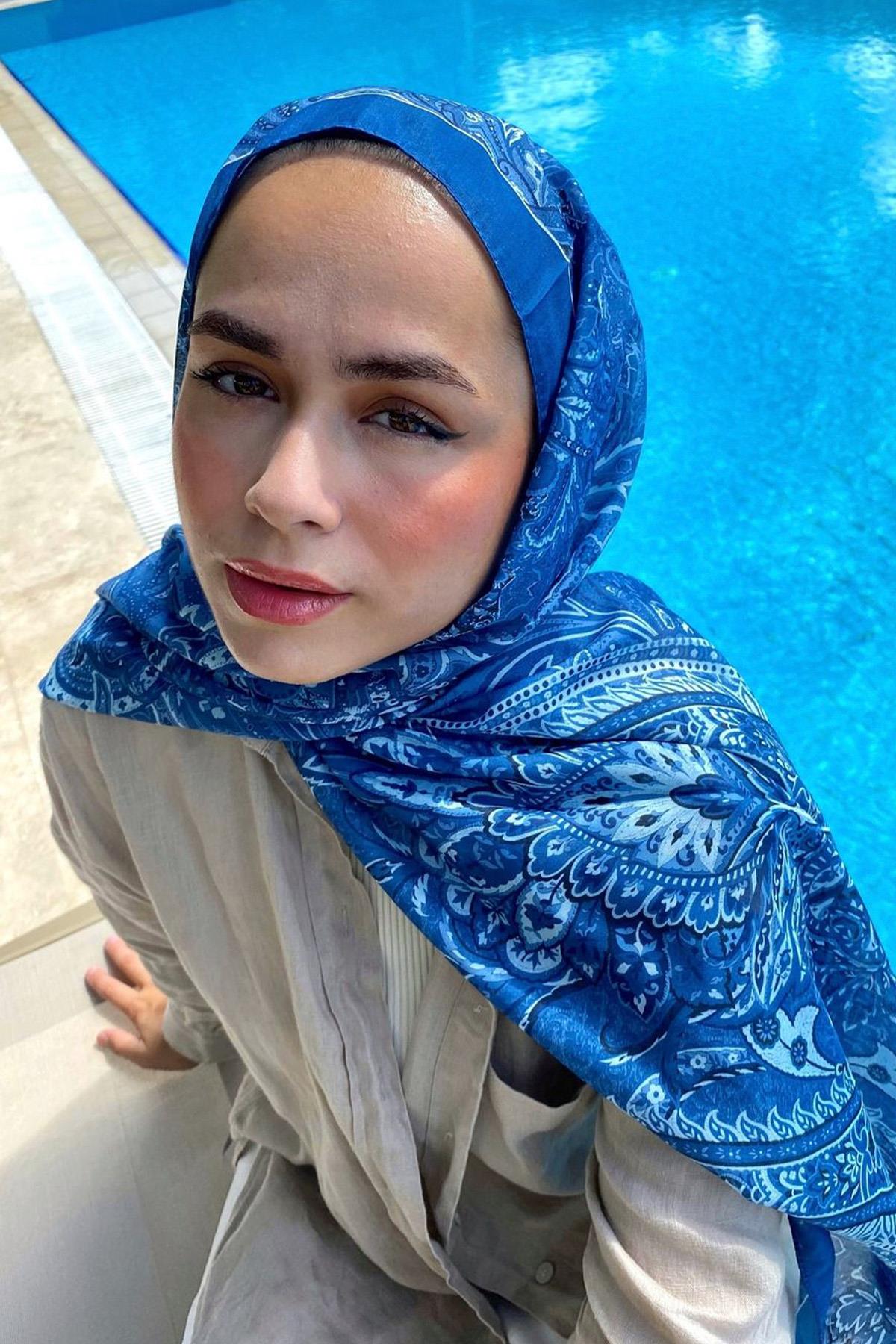 Sinem Dereli'nin Tercihi Nilla Pamuklu Şal Diamond Mavi