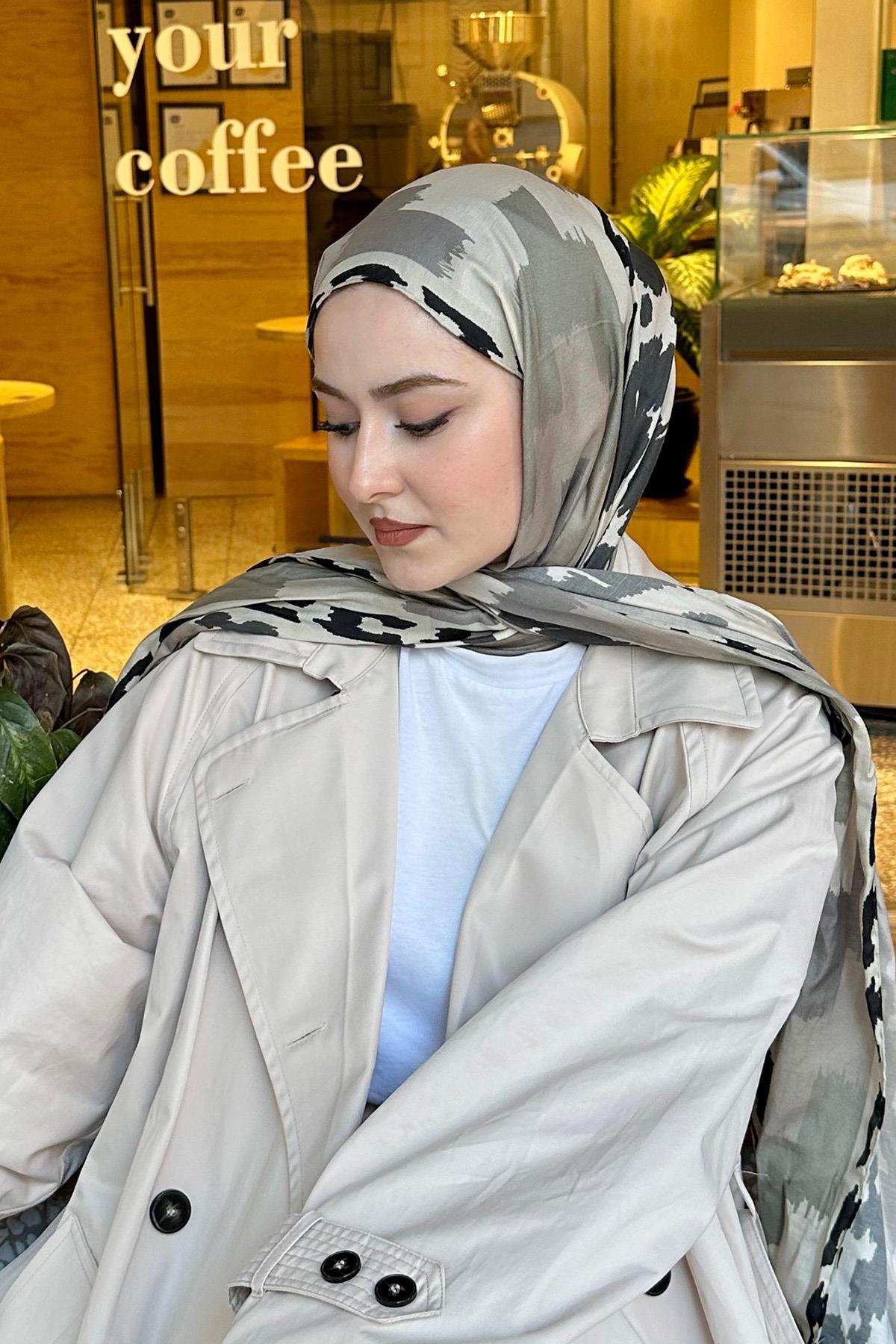 Solmaz Aydoğan'ın Tercihi Silver Mist Comfy İpek Şal