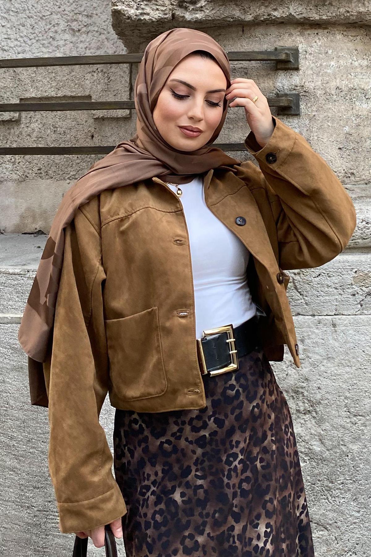 Sümeyye Terzi'nin Tercihi C Desen Monogram Pamuk İpek Şal Küllü Kahve