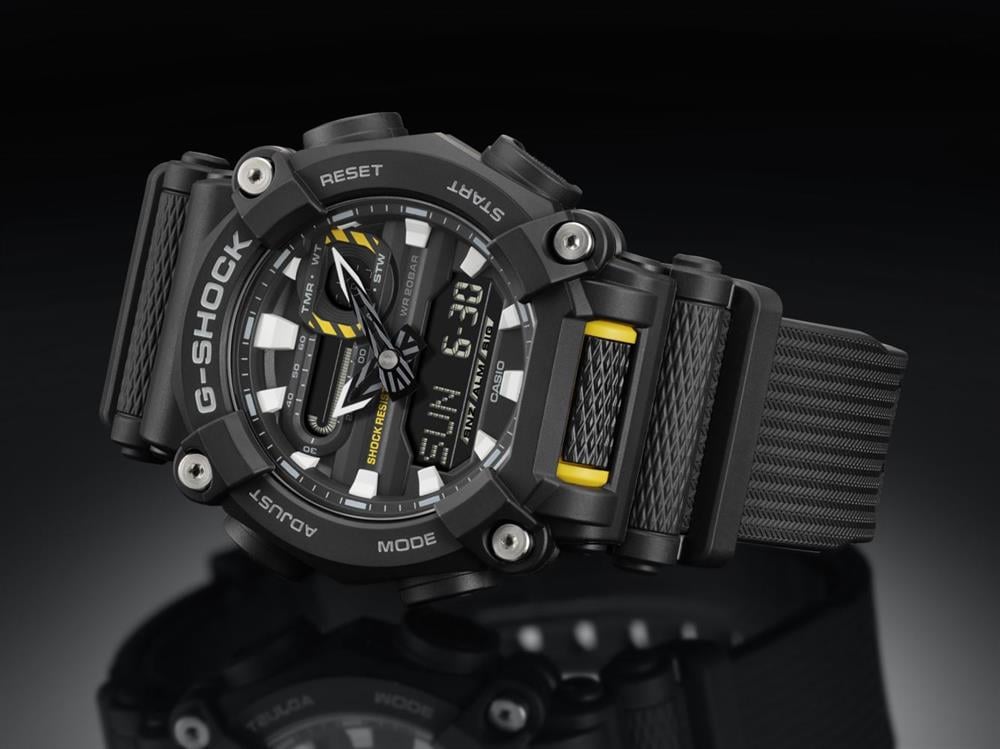 Casio G-SHOCK GA-900-1ADR Kol Saati