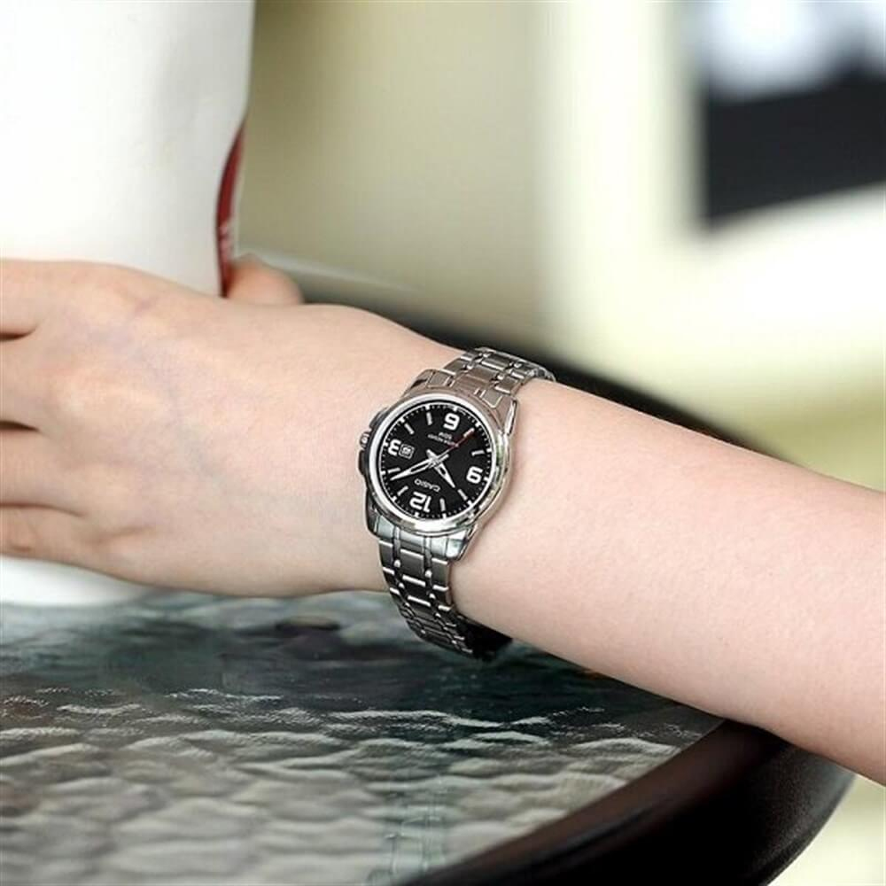 Casio LTP-1314D-1AVDF Bayan Kol Saati