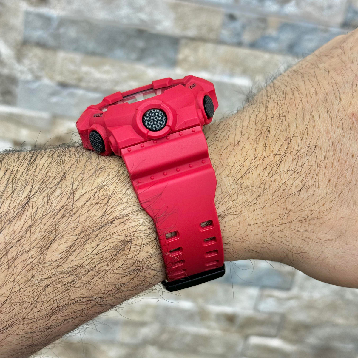 Casio G-SHOCK GA-700-4ADR Kol Saati