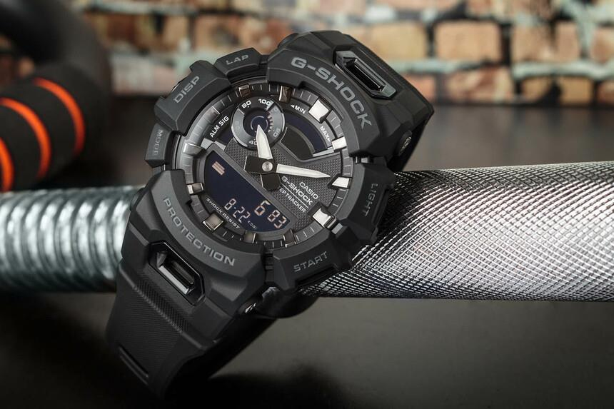 Casio G-SHOCK GBA-900-1ADR Kol Saati