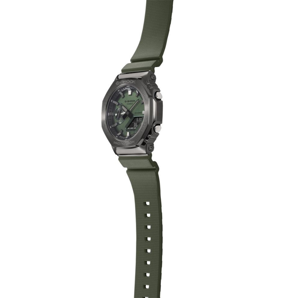Casio G-SHOCK GM-2100B-3ADR Kol Saati