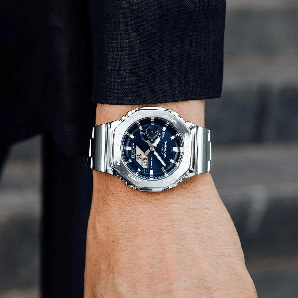 Casio G-SHOCK GM-2110D-2BDR Kol Saati