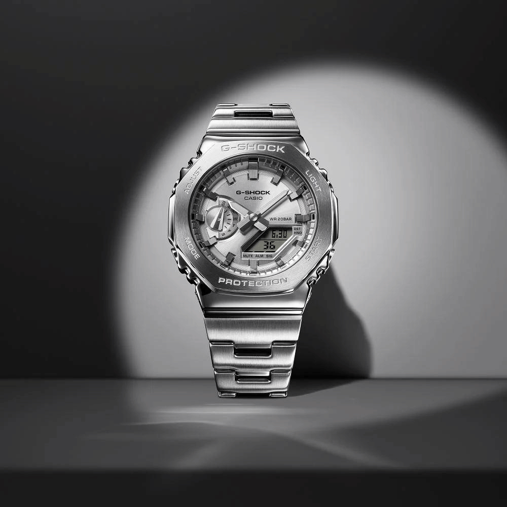 Casio G-SHOCK GM-2110D-7ADR Kol Saati