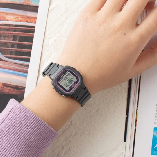 Casio LA-20WH-8ADF Bayan Kol Saati