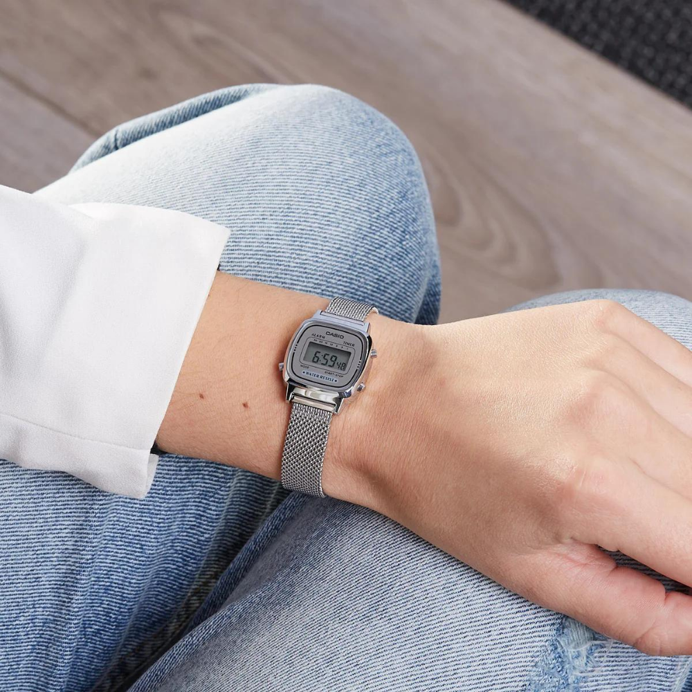Casio LA670WEM-7DF Kol Saati