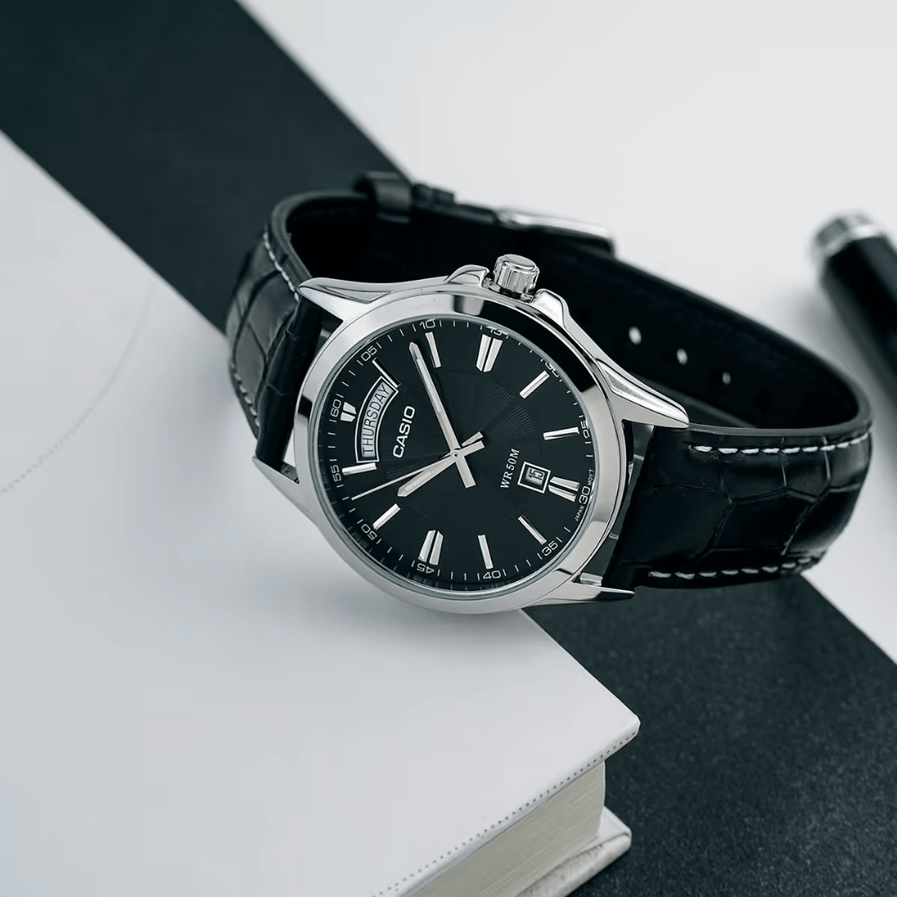Casio MTP-1381L-1AVDF Erkek Kol Saati