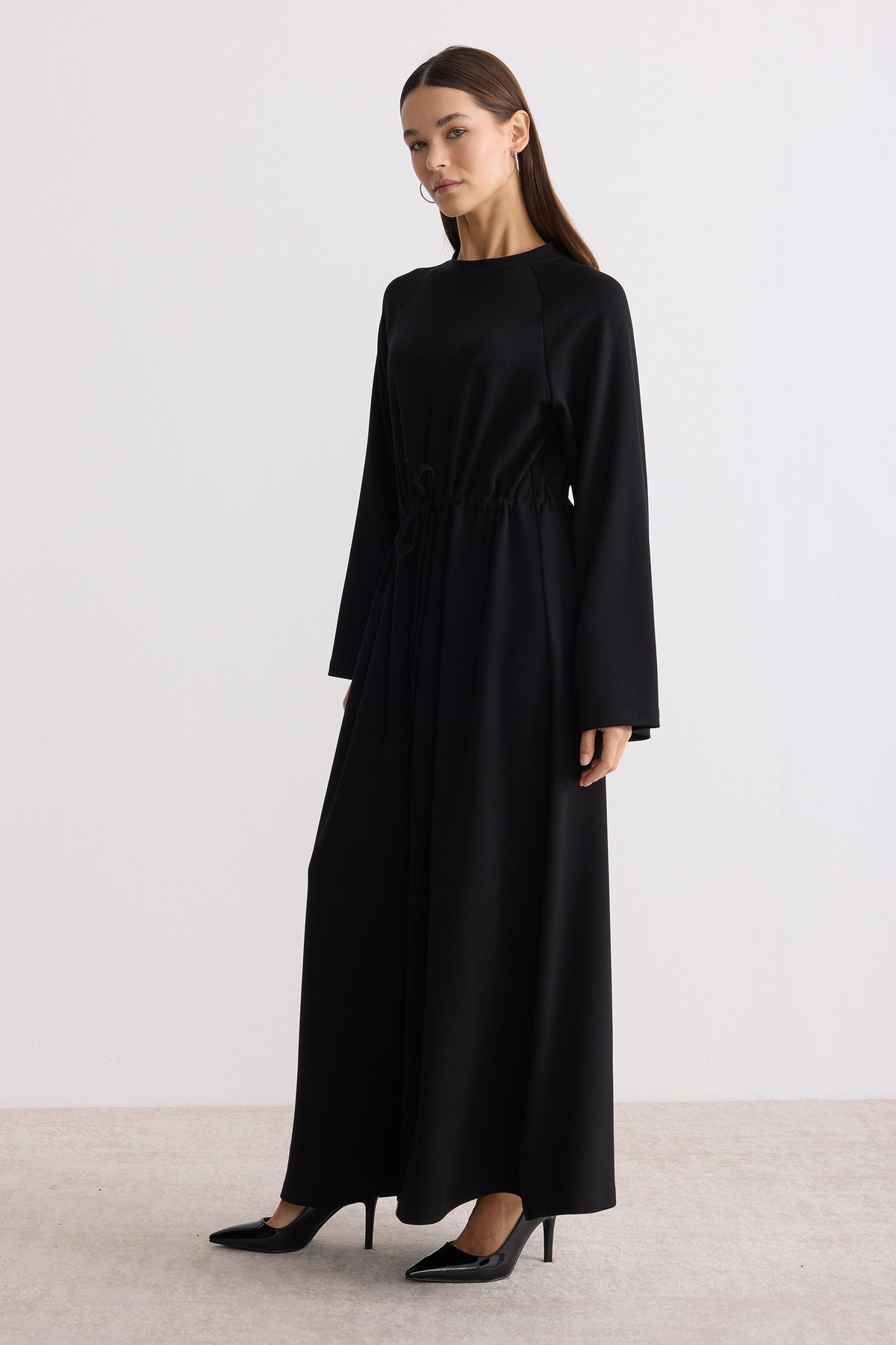 Belden Büzgü Bağlamalı Oversize Elbise Siyah