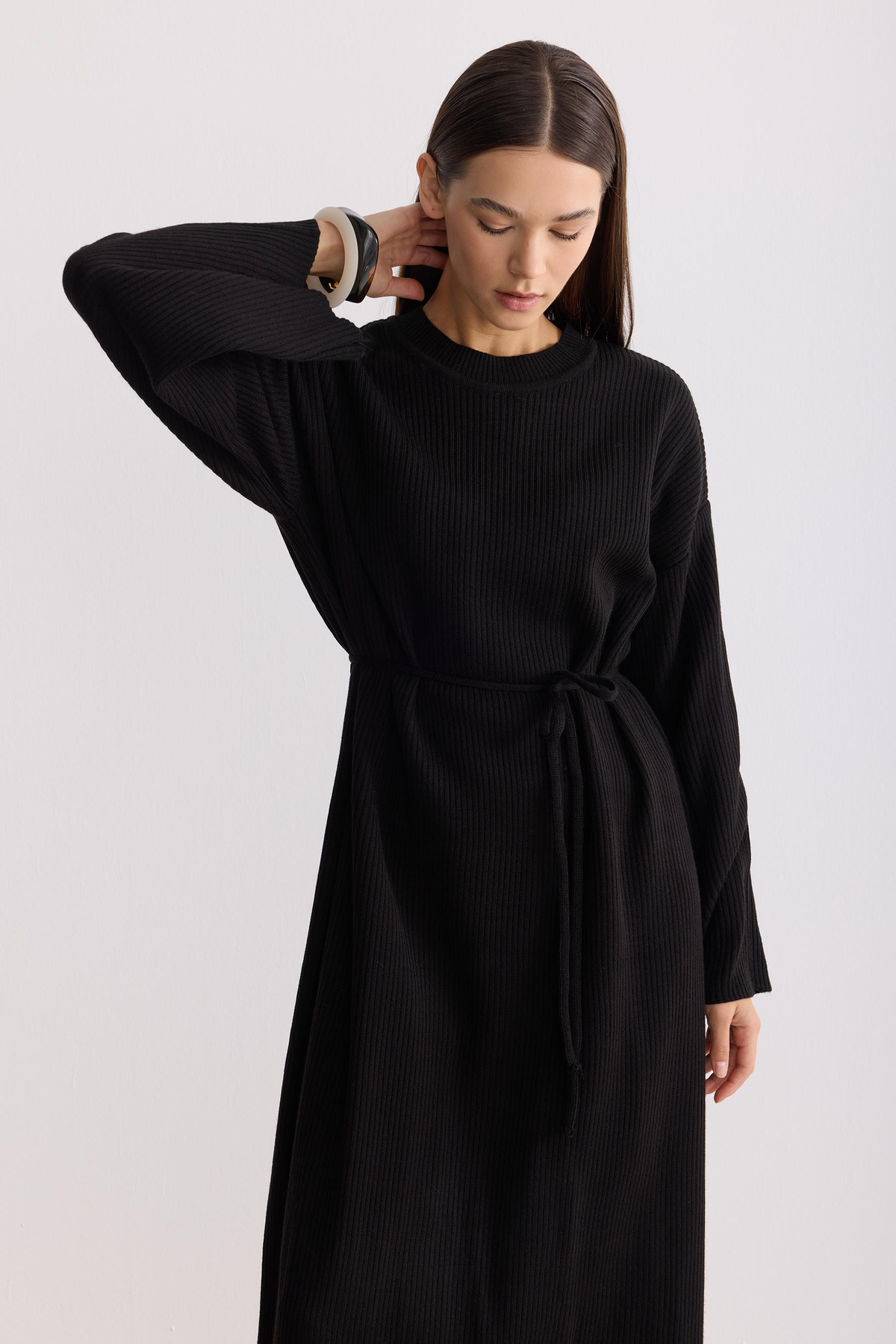 Kuşaklı Oversize Triko Elbise Siyah