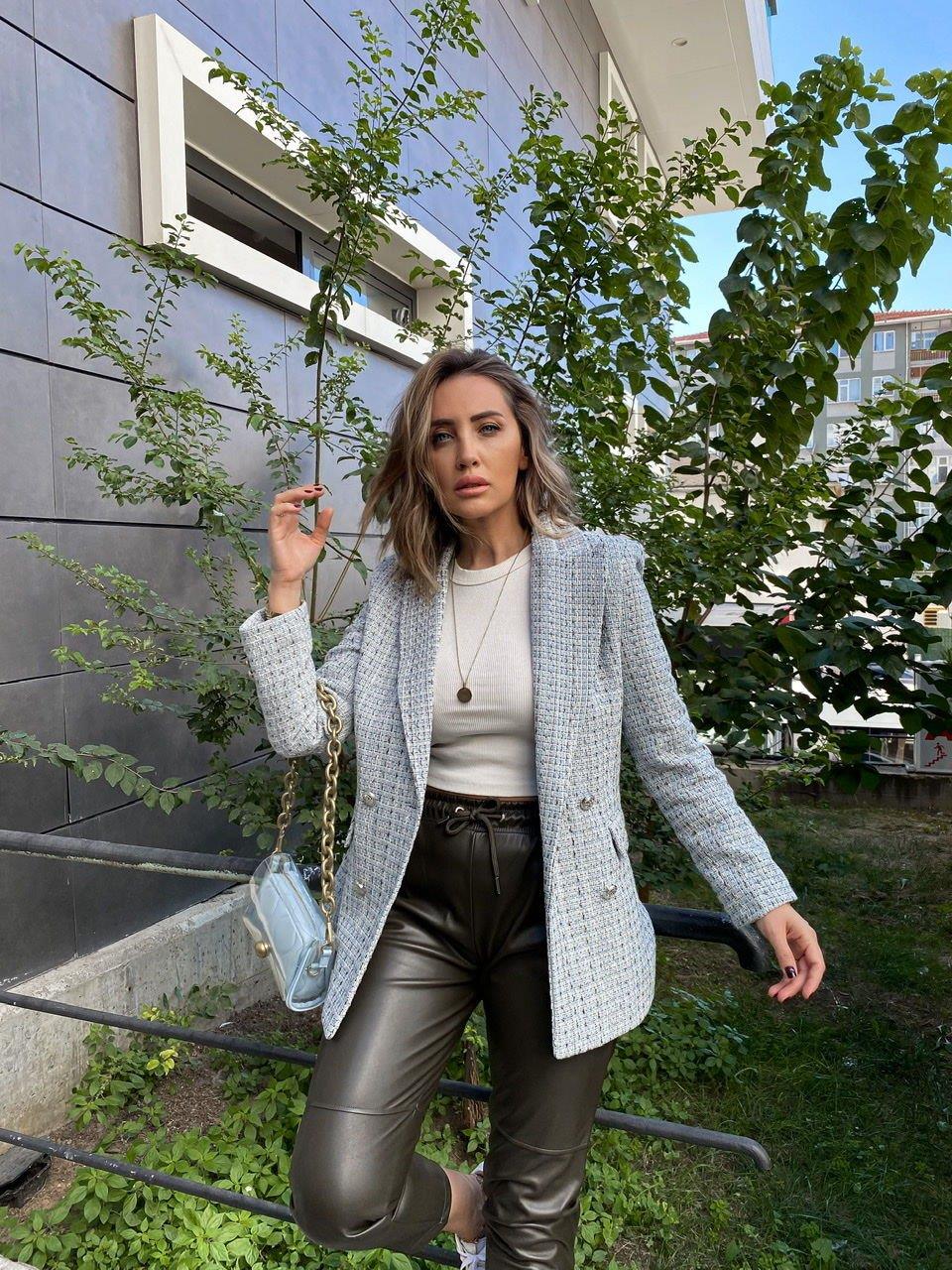 Açık Mavi Dört Düğmeli Tüvit Ceket