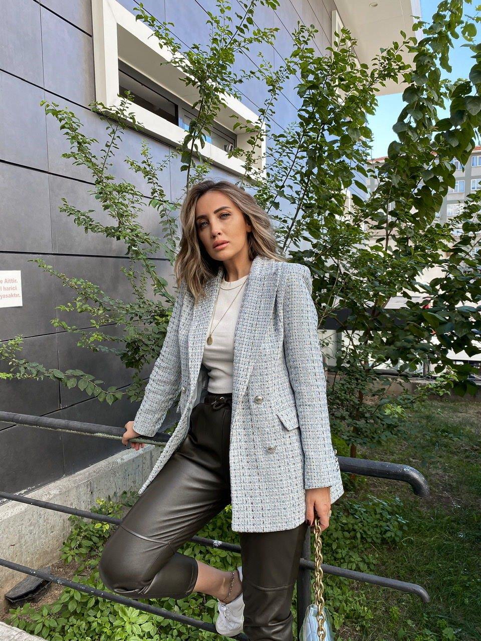 Açık Mavi Dört Düğmeli Tüvit Ceket