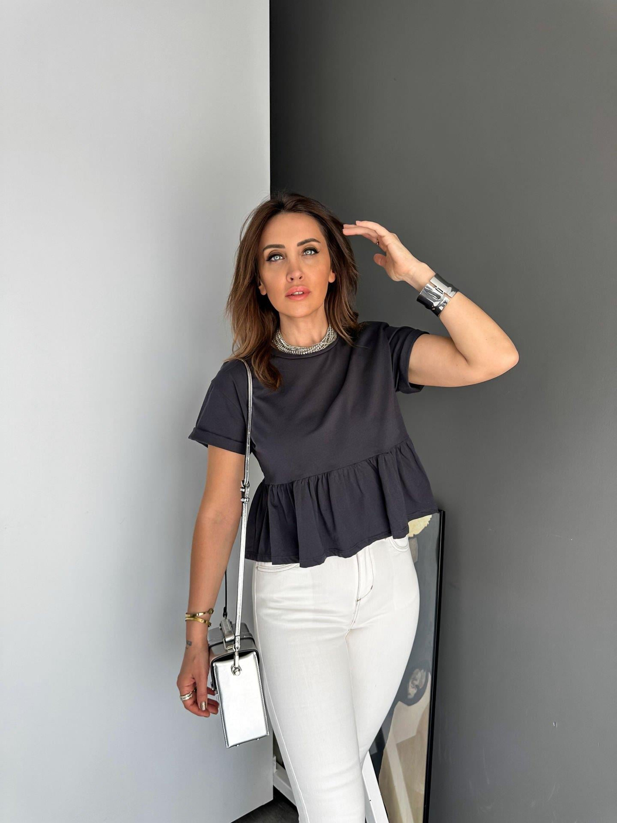 Antrasit Beli Volanlı Cotton Tshirt