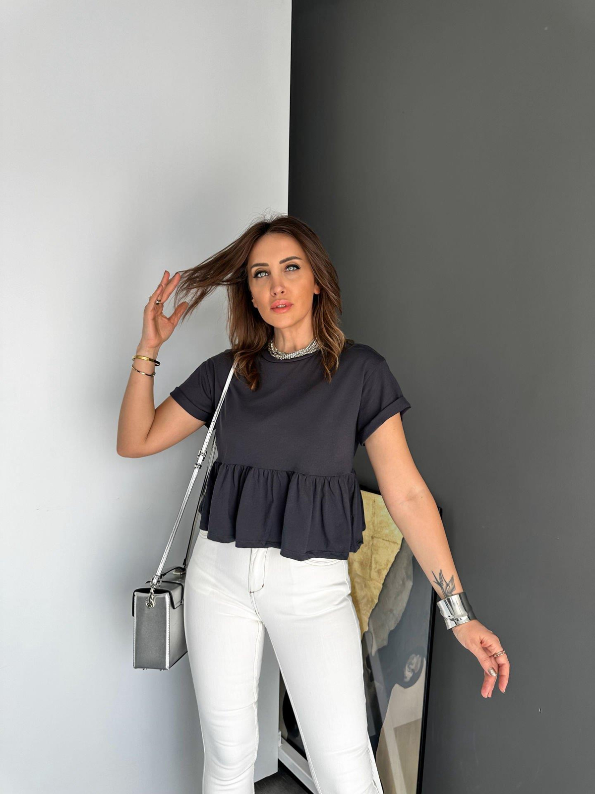 Antrasit Beli Volanlı Cotton Tshirt