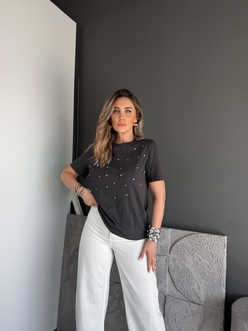Antrasit Çakım Taşlı Orijinal Tshirt