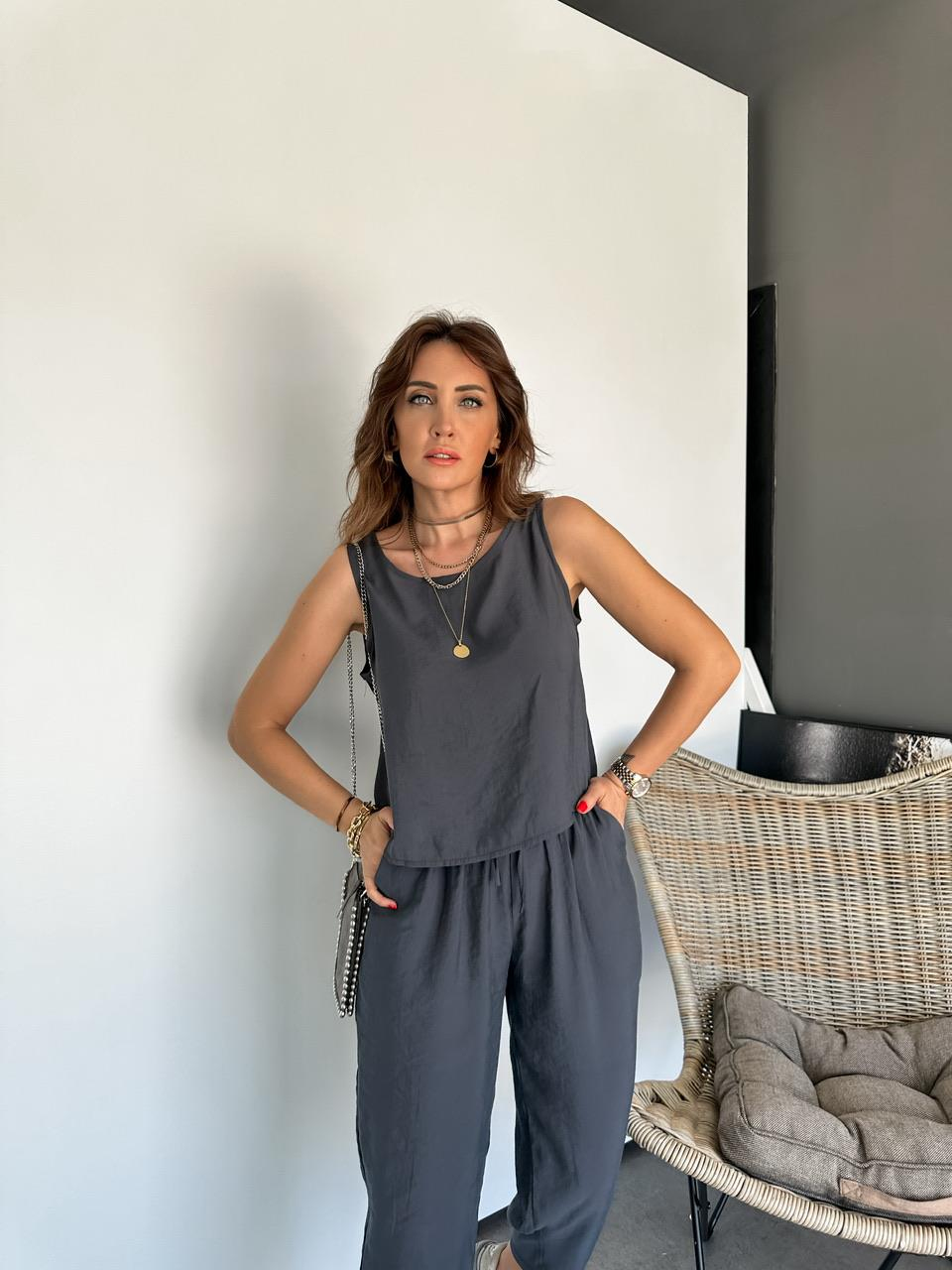 Antrasit Kolsuz Beli Lastikli Tensel Takım
