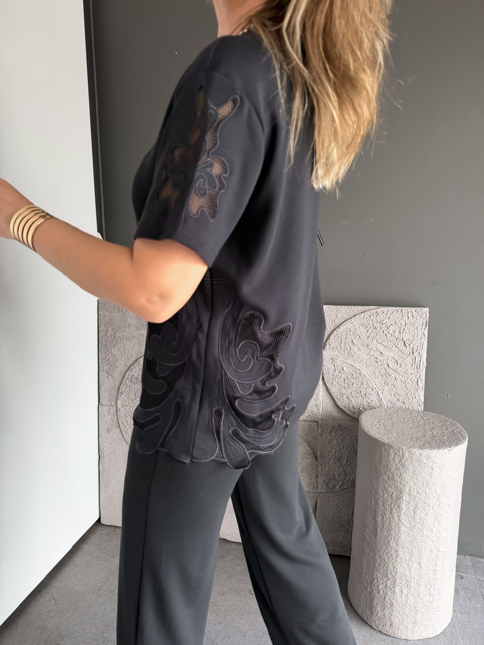 Antrasit Tek Yanı Nakışlı Modal Takım