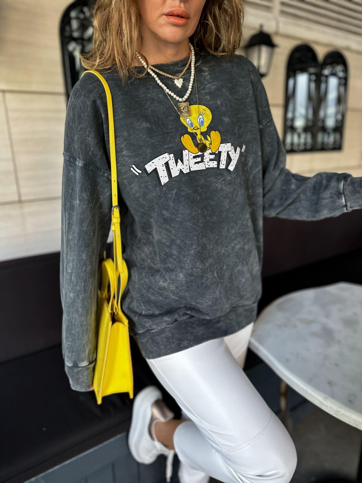 Antrasit Tweety Yıkamalı Sweatshirt