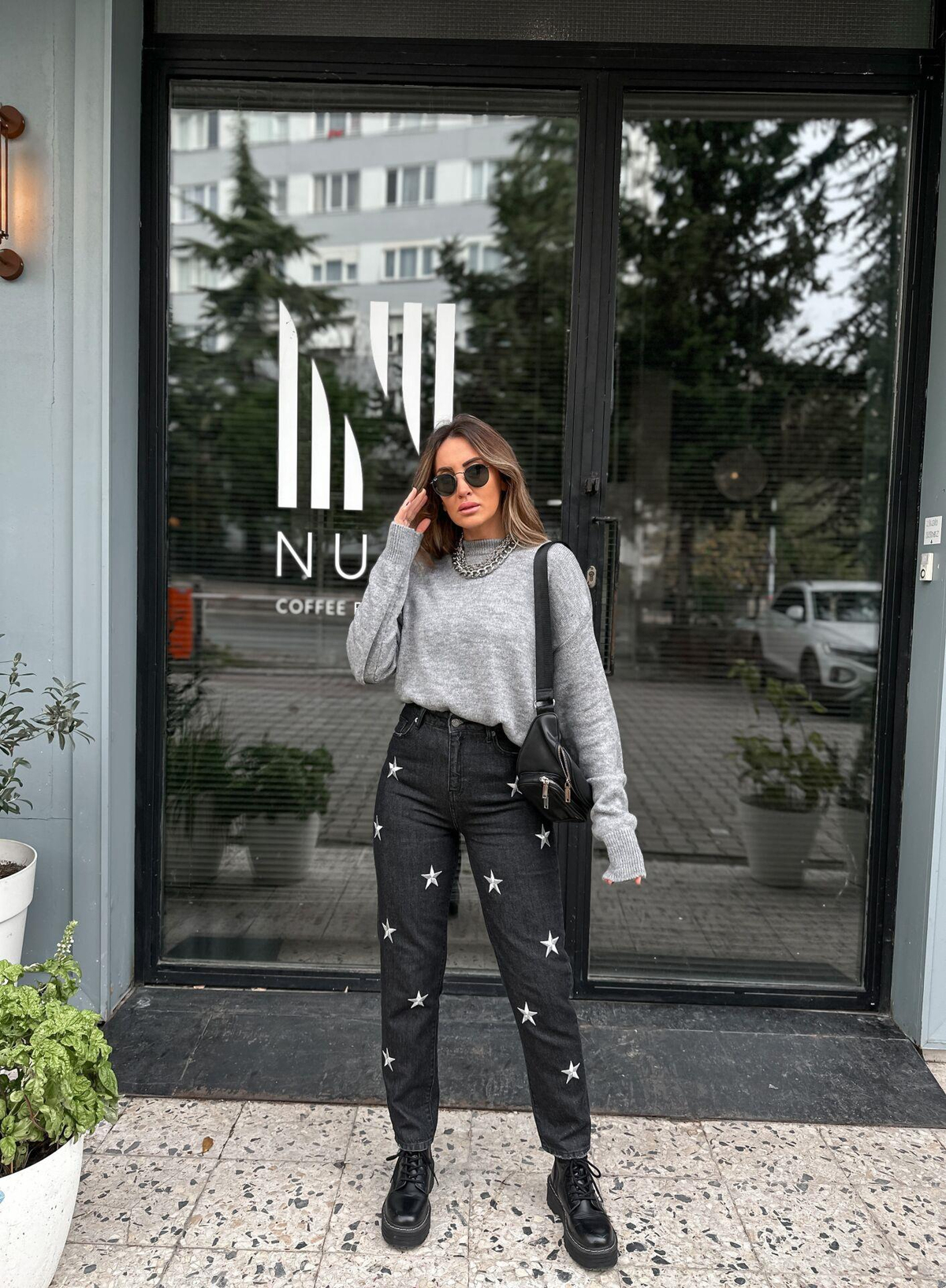 Antrasit Yıldızlı Jean