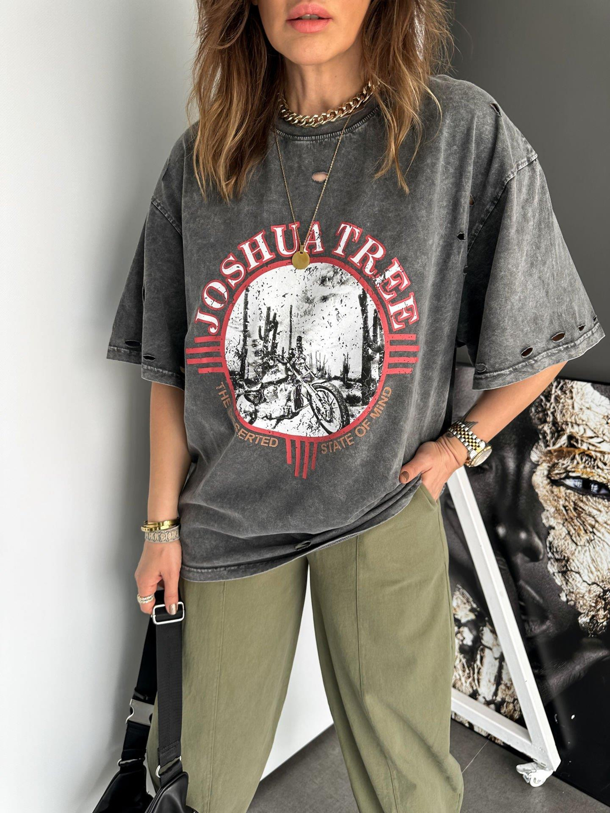 Antrasit Yırtıklı Tree Tshirt