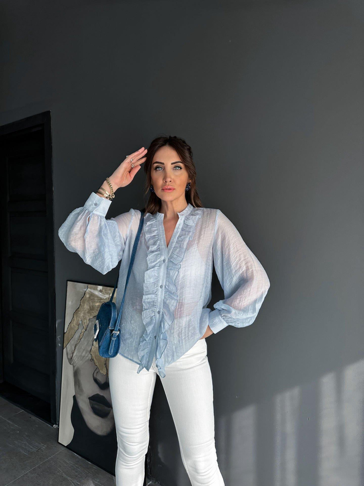 Bebe Mavisi Fırfırlı Tül Gömlek