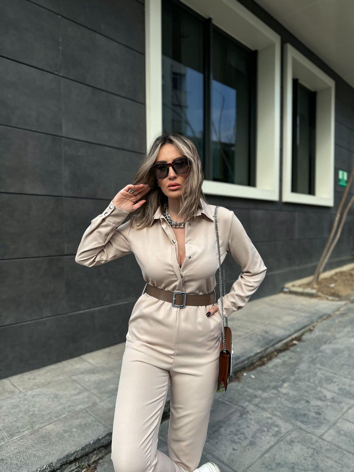 Bej Çıtçıtlı Kemerli Tulum