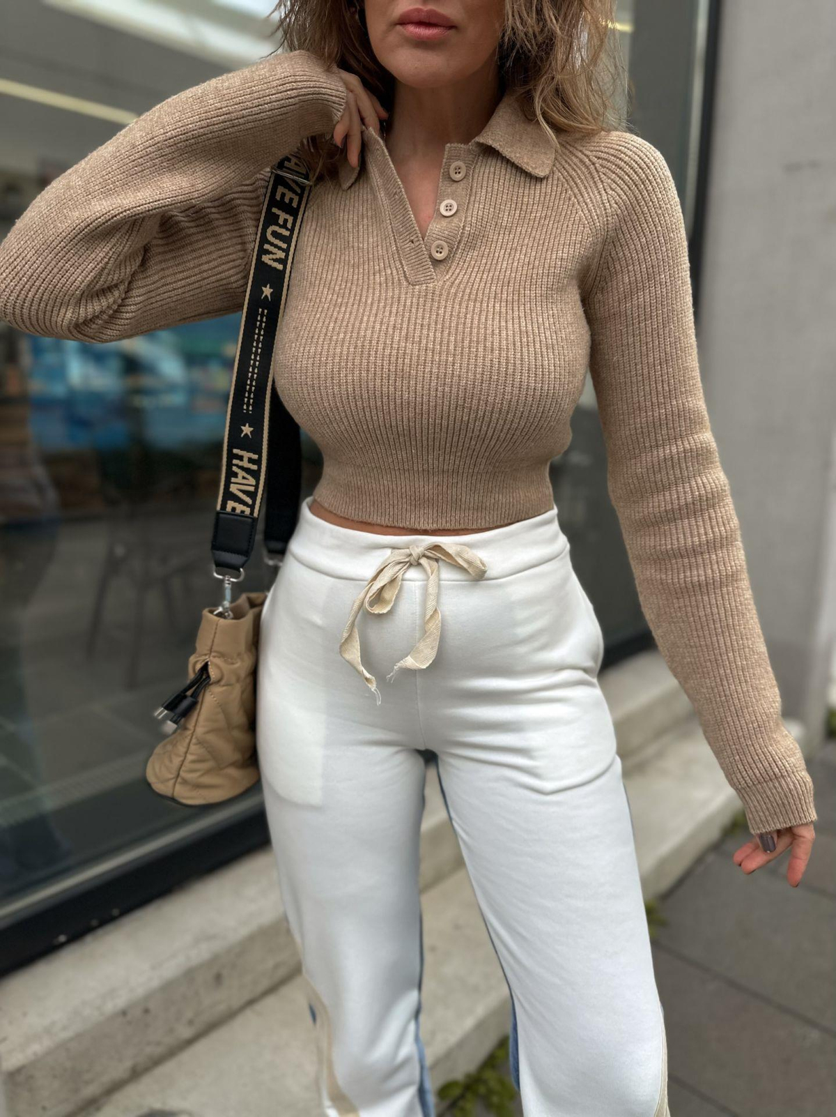 Bej Polo Yaka Crop Kazak