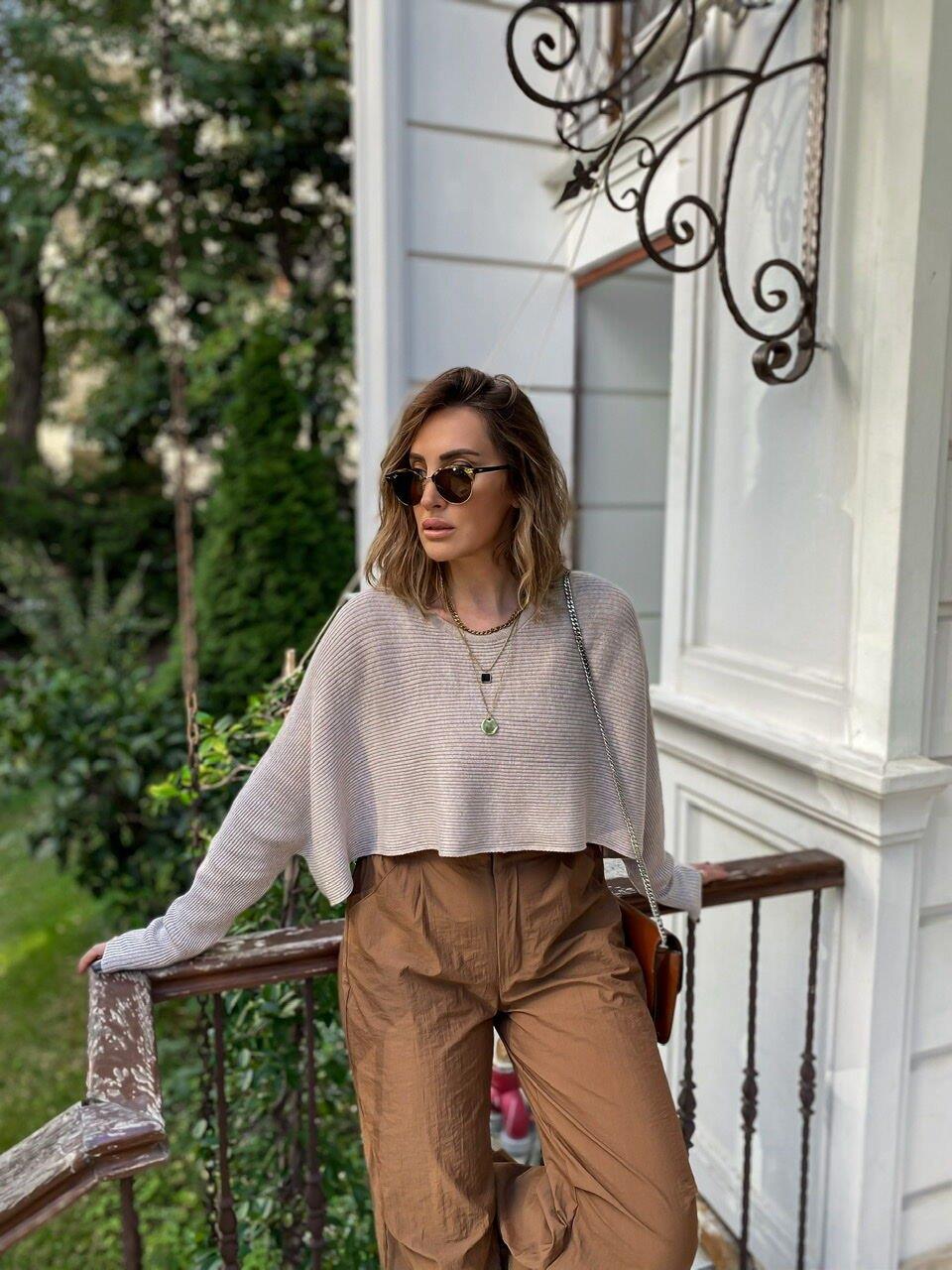Bej Rengi Yarasa Kol Crop Kazak