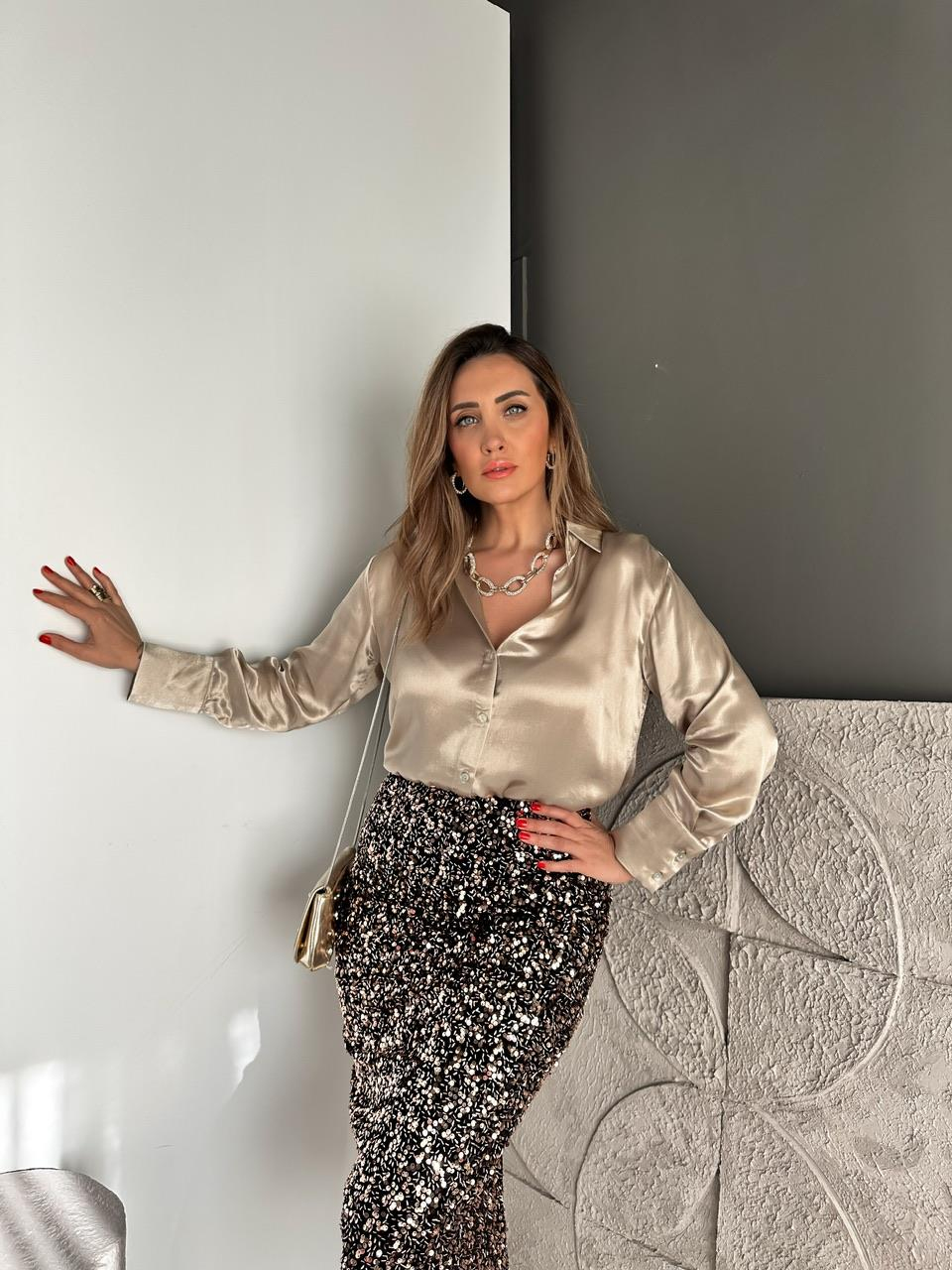 Bej Saten Sedef Düğmeli Şık Gömlek