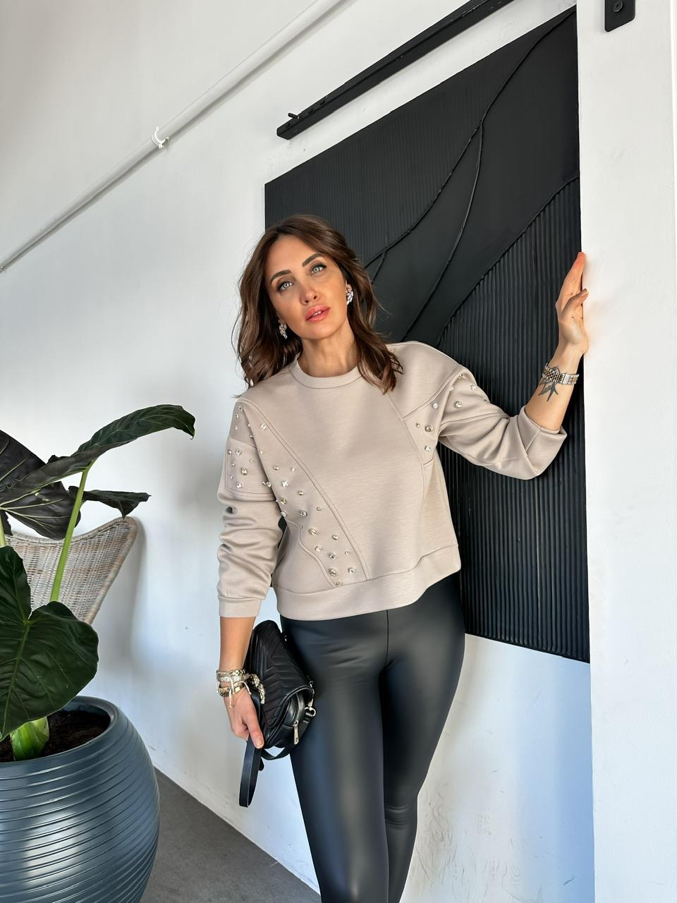 Bej Serpme Taşlı Modal Sweatshirt