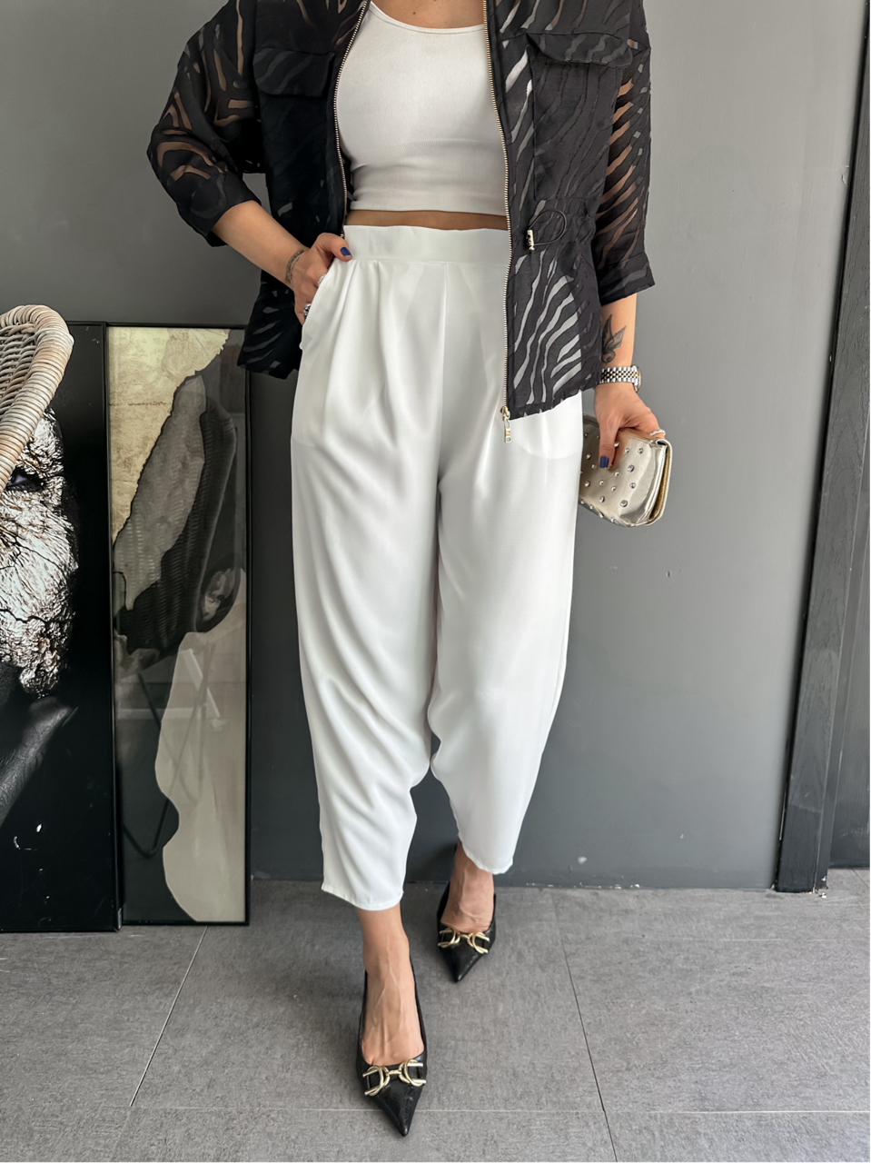 Beyaz Beli Lastikli Pilili Pantolon