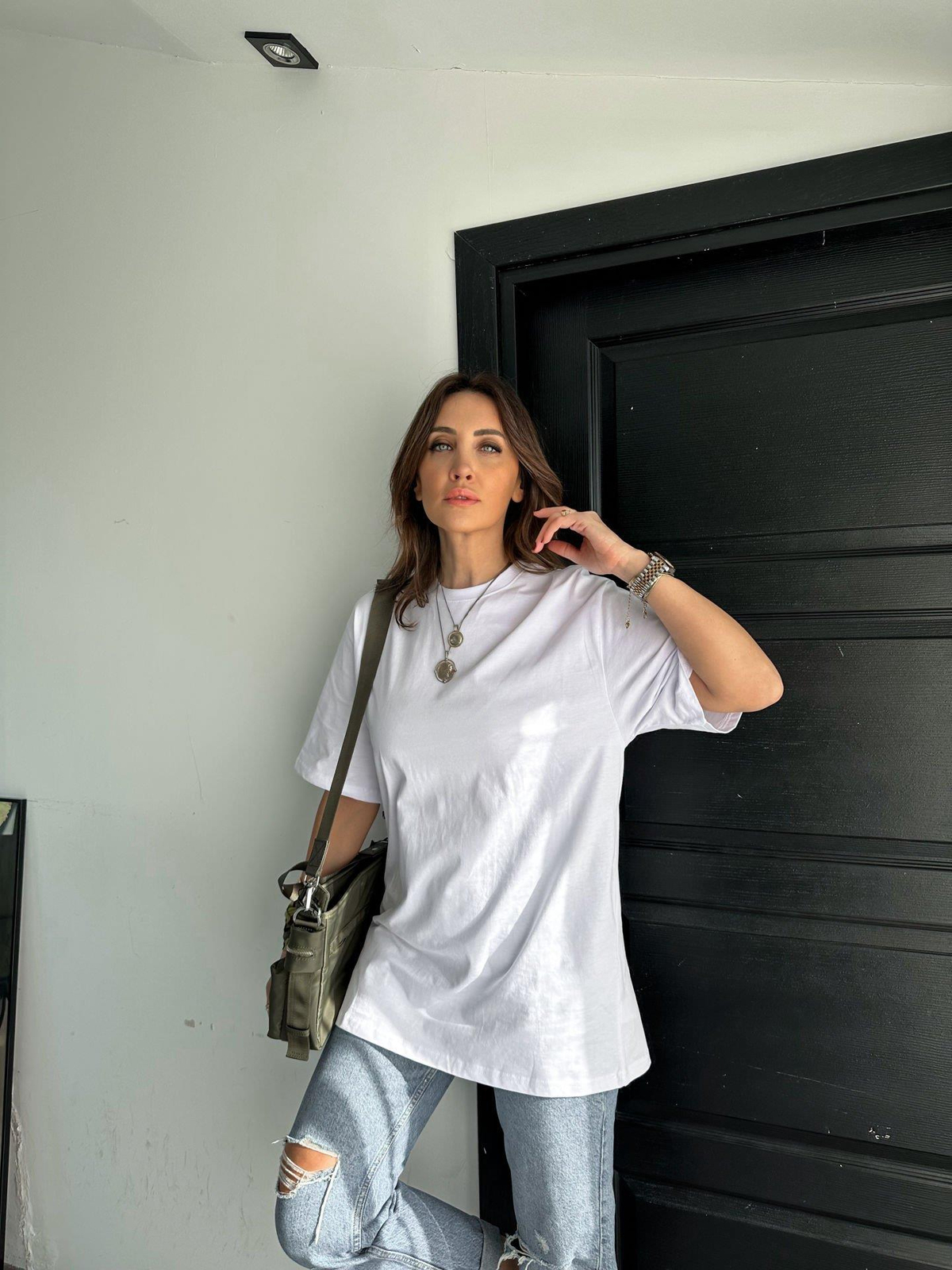 Beyaz Bisiklet Yaka Cotton Tshirt