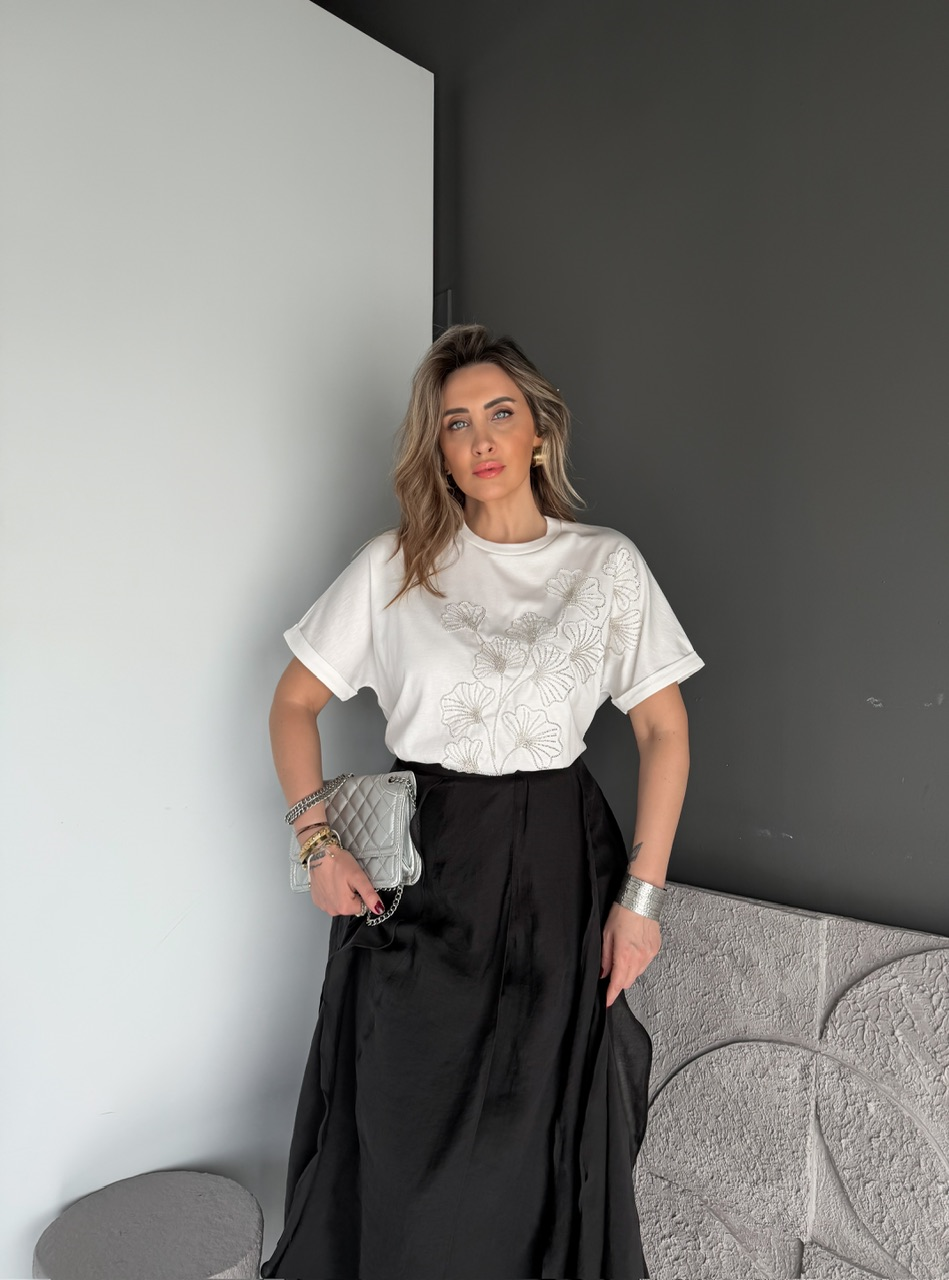 Beyaz Boncuk İşlemeli Cotton Tshirt