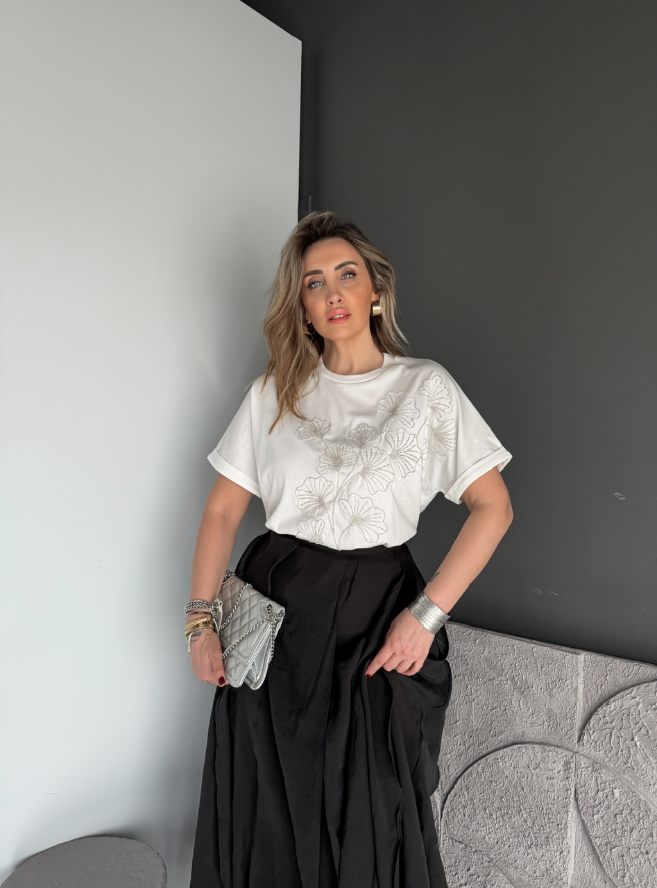Beyaz Boncuk İşlemeli Cotton Tshirt