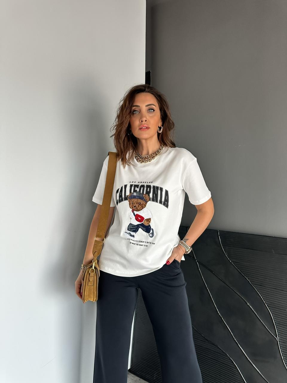 Beyaz California Ayıcıklı Tshirt