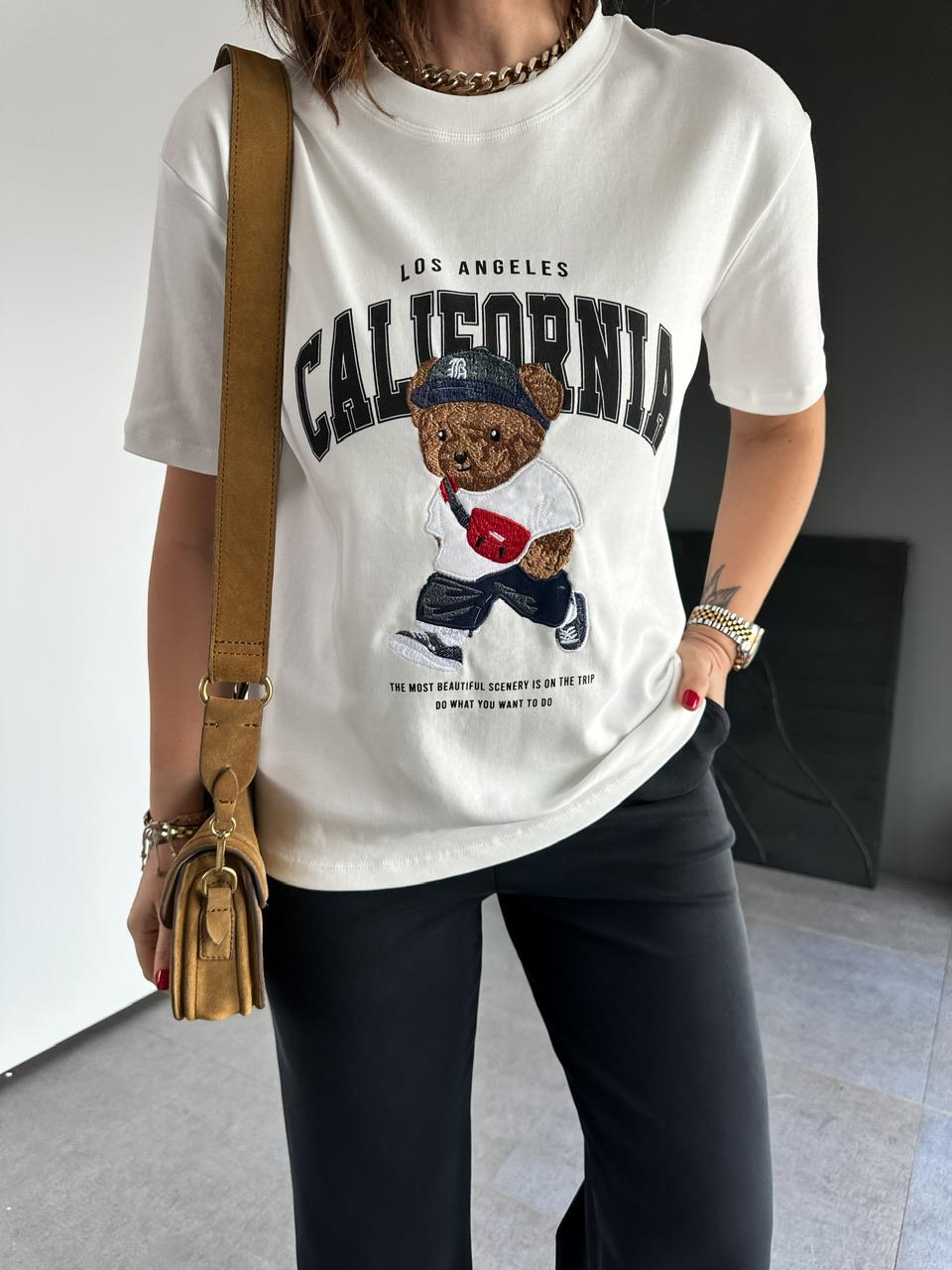 Beyaz California Ayıcıklı Tshirt