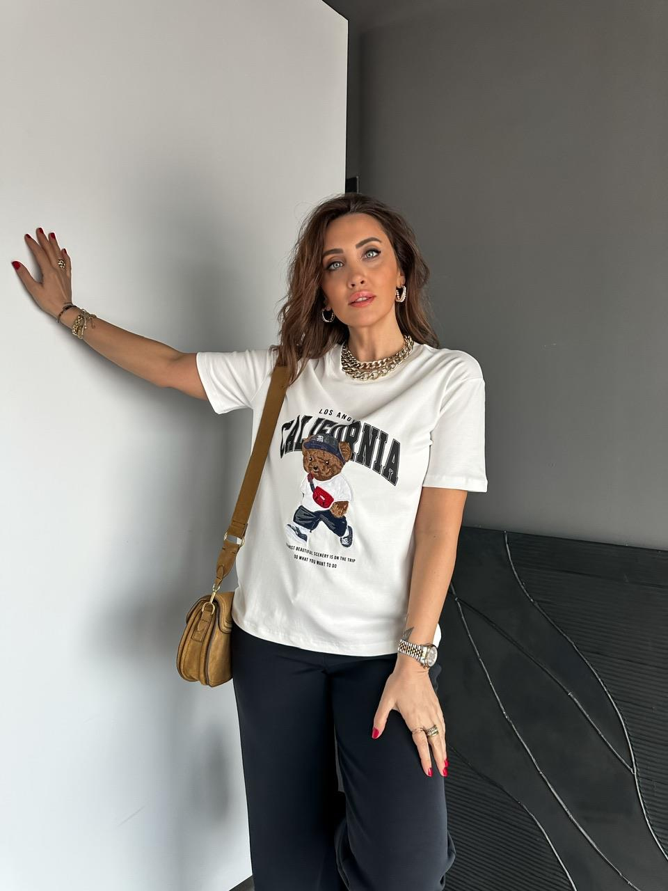 Beyaz California Ayıcıklı Tshirt