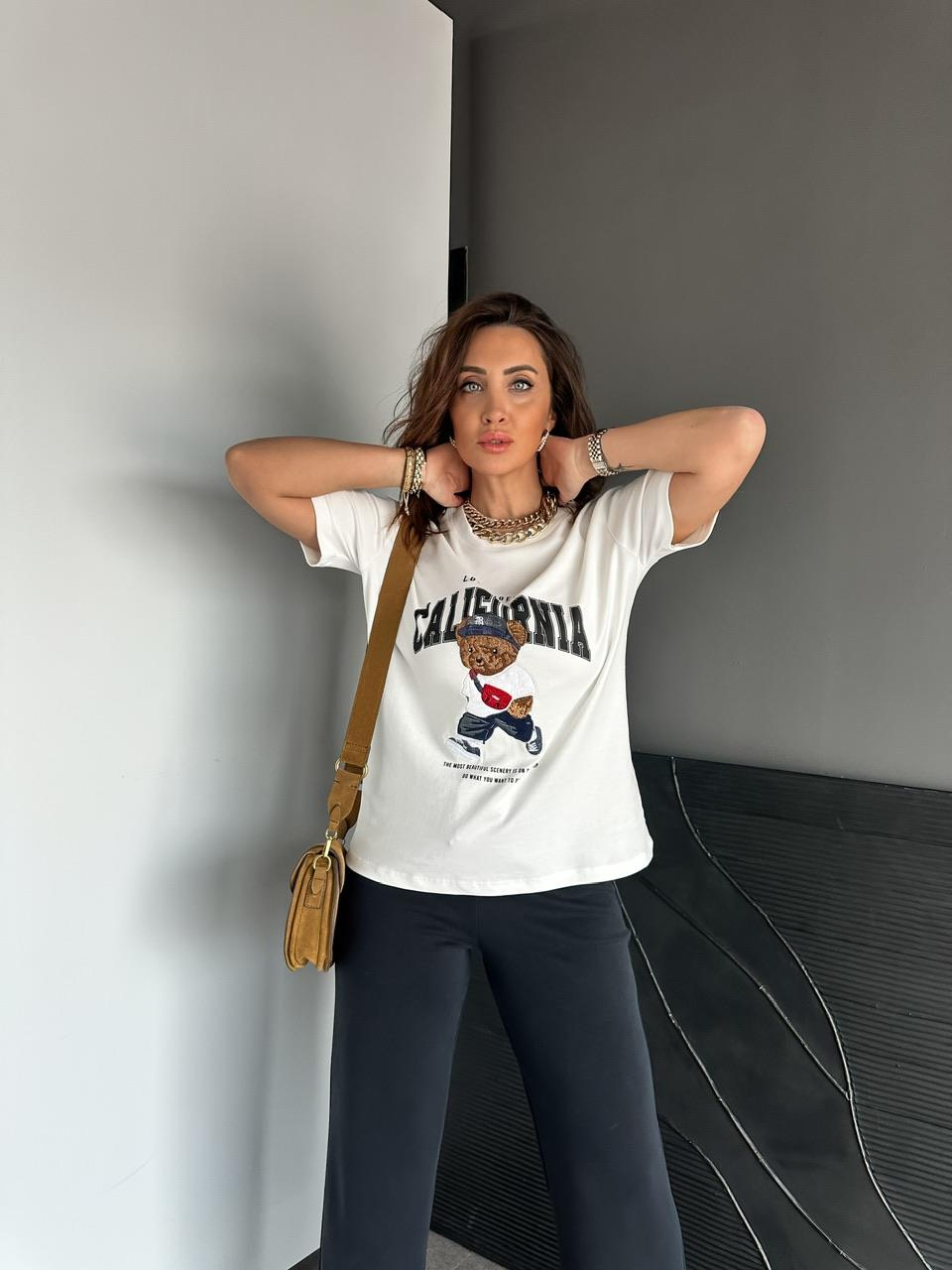 Beyaz California Ayıcıklı Tshirt