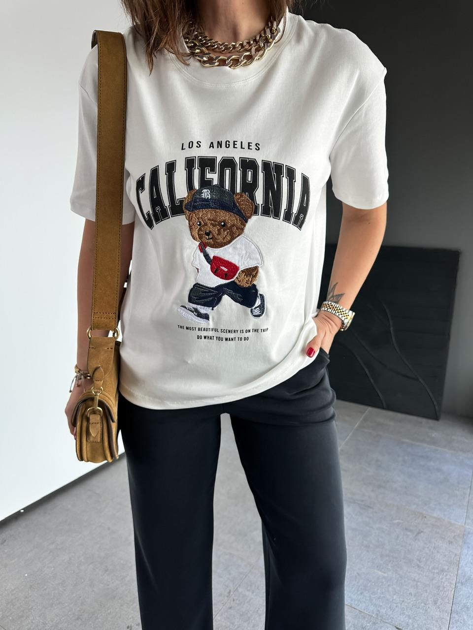 Beyaz California Ayıcıklı Tshirt