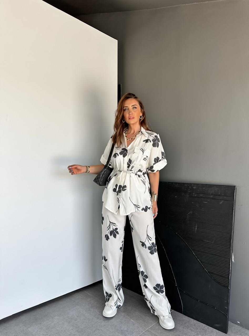 Beyaz Çiçek Desenli Beli İpli Takım