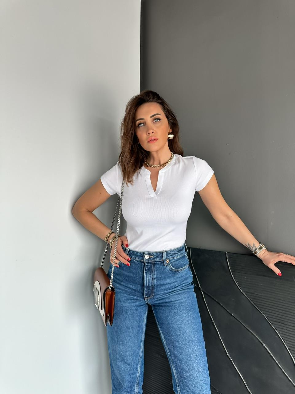 Beyaz Damla Yaka Cotton Tshirt