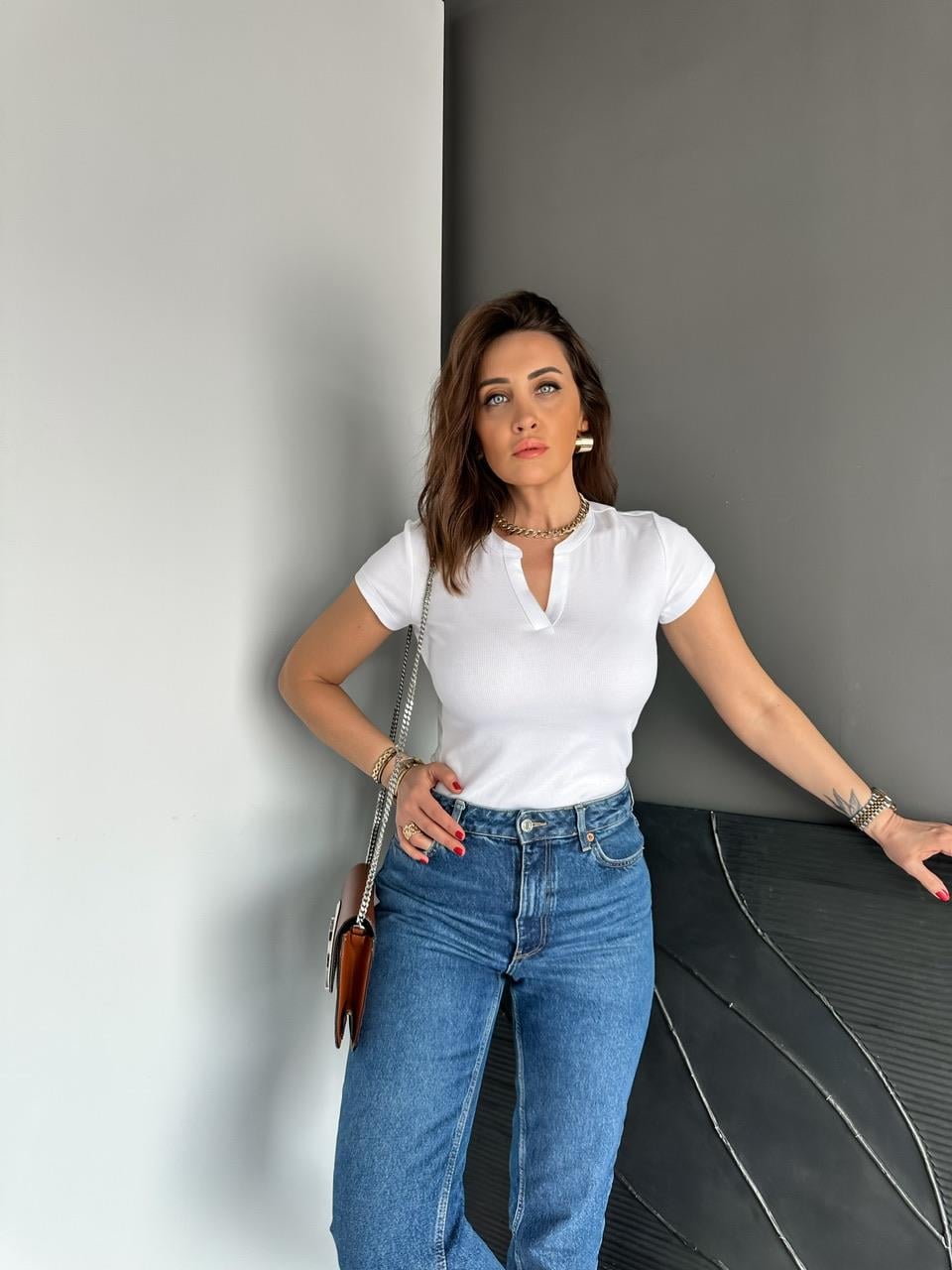 Beyaz Damla Yaka Cotton Tshirt