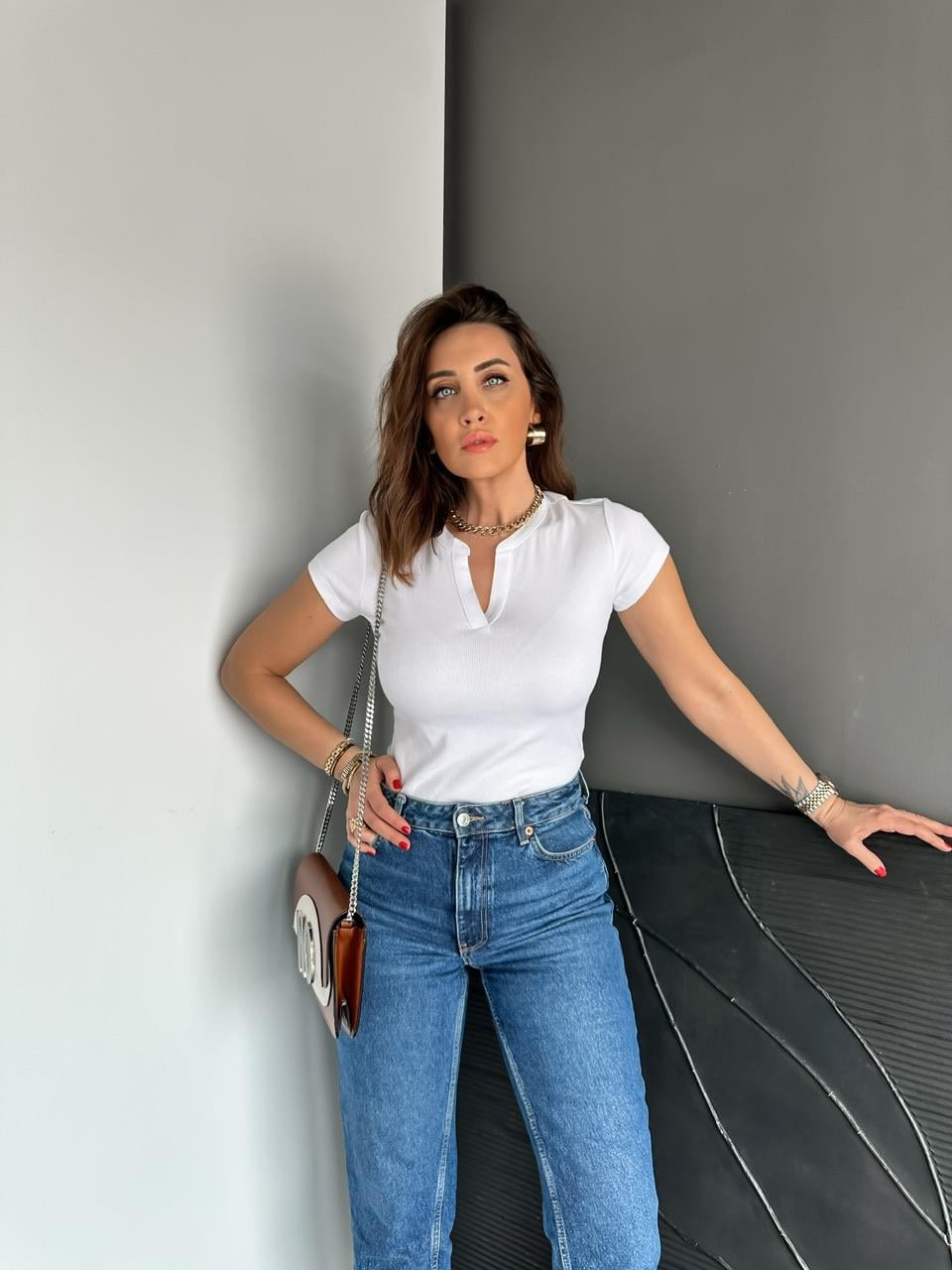 Beyaz Damla Yaka Cotton Tshirt